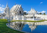 Vẻ đẹp độc đáo của ngôi đền trắng Wat Rong Khun