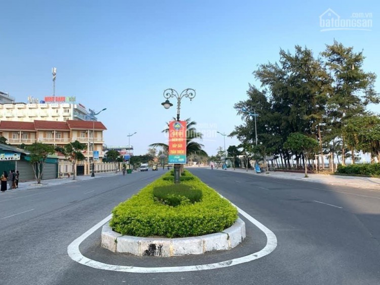 Bán khách sạn 3* Bỉm Sơn, Thanh Hóa, diện tích 5000m2x18 tầng, mặt tiền 58m, giá 360 tỷ