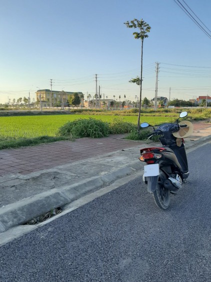 Bán lô đất nền DT 150m2, MT 6m gần nút ra cao tốc Đông Sơn, Thanh Hoá