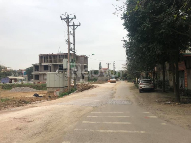 Bán nhà 4 tầng xây thô mặt đường quốc lộ 1A TX Bỉm Sơn, gần đền Sòng