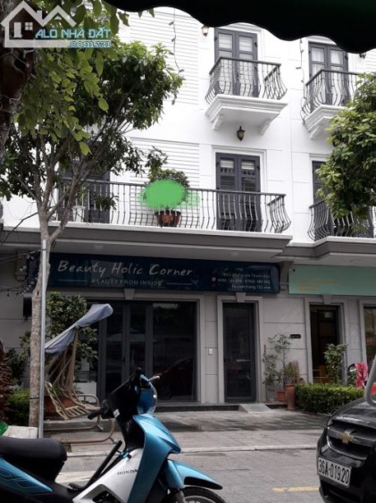 Cho thuê nguyên căn Shophouse giá rẻ giáp trung tâm hành chính mới TP Thanh Hóa