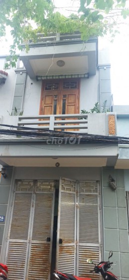 Cần bán nhà 2 tầng trong ngõ Lê Lai, gần SOS 151m2