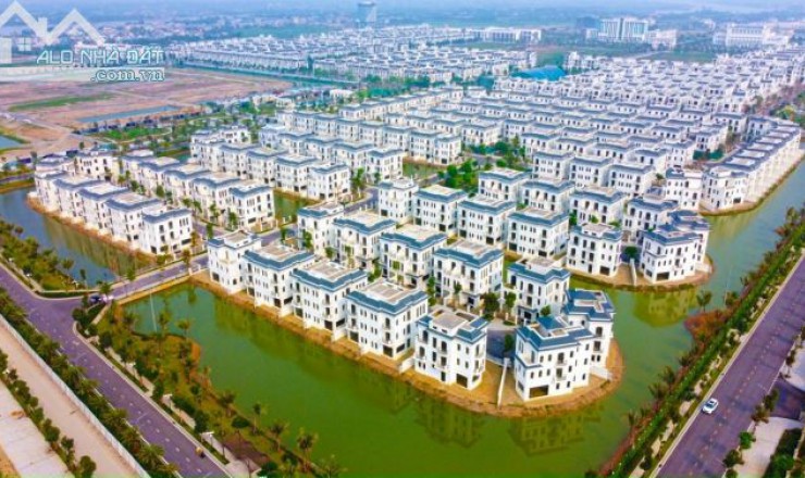 Bán căn liền kề nhà vườn 180m2, mt: 8m dự án Vinhomes Star city Thanh hóa.8 tỷ