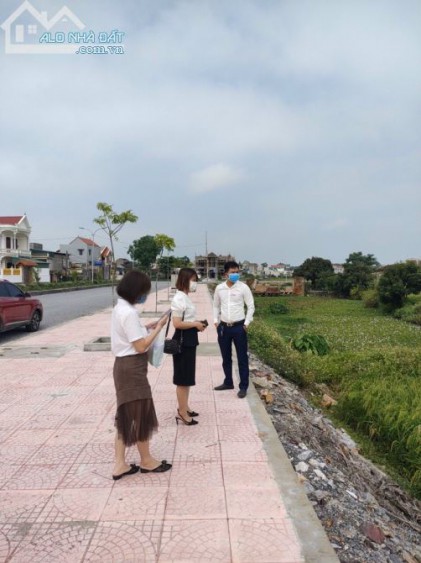 Cần bán đất đấu giá Yên Định - Thanh Hóa, 175m2, mặt tiền 8.2m, phân lô.