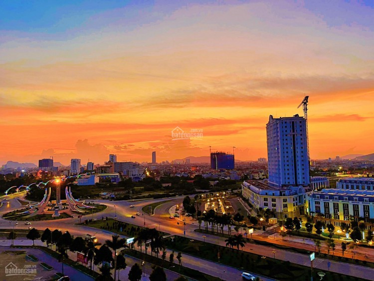 Căn hộ chung cư view hồ hạng thương gia đầu tiên tại TP Thanh Hóa trong Vinhomes Star City