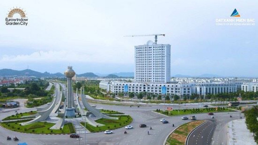 Tìm chủ mới cho em nhà phố Phú Châu- mặt đại lộ Nguyễn Hoàng và big C Thanh Hóa!
