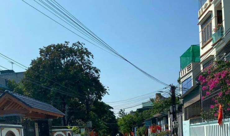 Bán đất Quảng Thắng gần ủy ban Quảng Thắng 80,5m2 rộng 4m giá nhỉnh 1 tỷ oto vào nhà