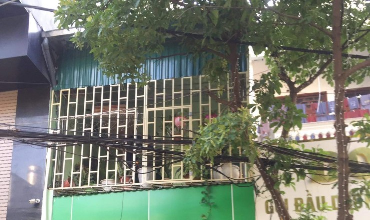Bán nhà 2 tầng dọn vào ở luôn trung tâm phường Lam Sơn