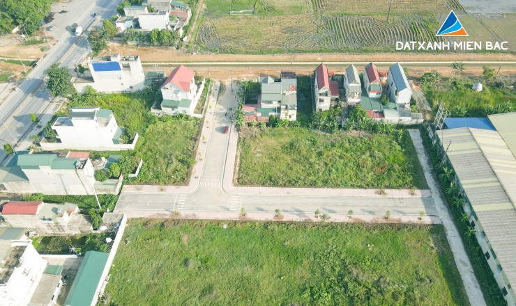 Cần bán gấp lô đất có sổ đỏ 160m2 Thị trấn Tân Phong, Quảng Xương