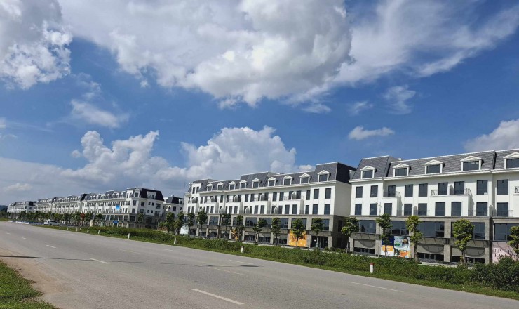 CƠ HỘI CUỐI CÙNG SỞ HỮU NHÀ PHỐ 5 TẦNG NGAY TRUNG TÂM HÀNH CHÍNH THÀNH PHỐ MÀ DƯỚI 5 TỶ