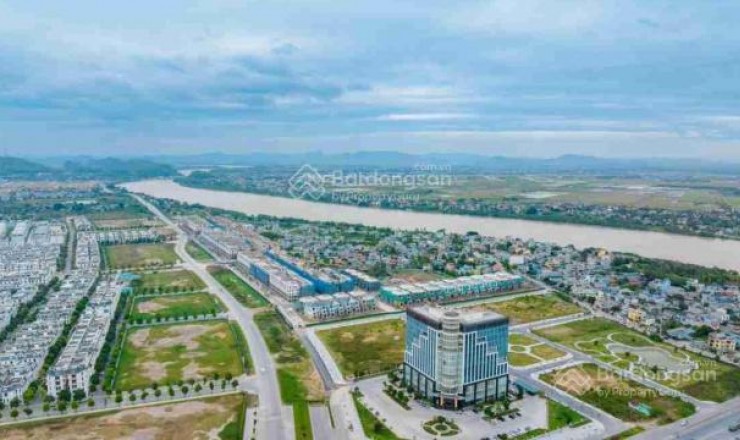 Cho thuê văn phòng (giá chỉ từ 5tr - 15tr/phòng), mặt đường 67m, dự án Central Riverside Thanh Hóa