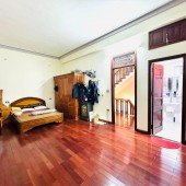 Bán nhà 4 tầng ngõ Ngô Quyền - trung tâm phường Điện Biên.