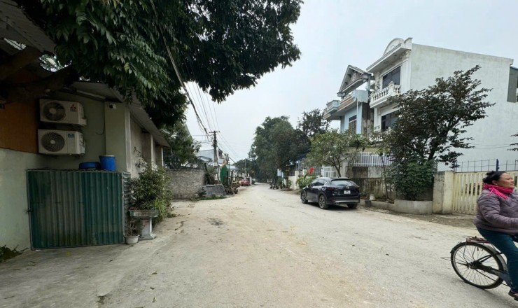 CHÍNH CHỦ BÁN GẤP NHÀ 2.5 TẦNG VỊ TRÍ VÀNG P. ĐÔNG TÂN, TP THANH HOÁ