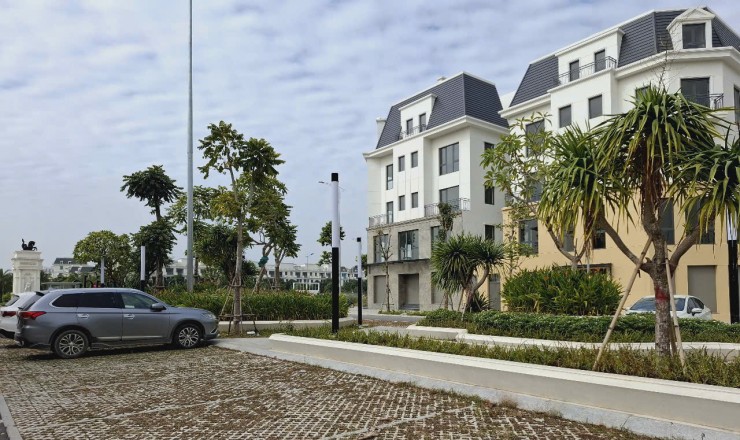 BÁN NHÀ PHỐ 5 TẦNG NGAY KHU LIÊN CƠ THÀNH PHỐ THANH HÓA CHỈ HƠN 5 TỶ