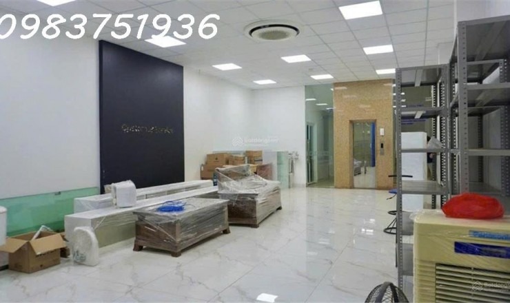 Bán gấp shophouse 6 tầng tại 327 nguyễn trãi, TP. Thanh Hóa, DT 137.5m2, 18 tỷ vnd