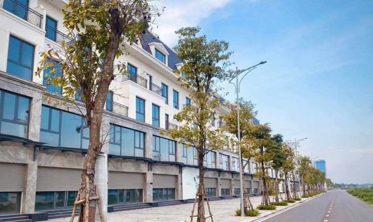 BÁN NHÀ PHỐ 5 TẦNG CENTRAL RIVERSIDE CHỈ 5,X TỶ NGAY TRUNG TÂM HÀNH CHÍNH TỈNH