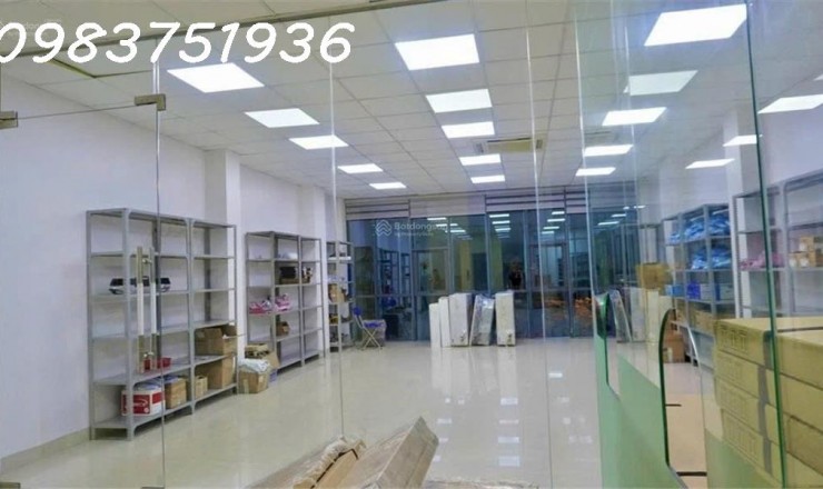 Bán gấp shophouse 6 tầng tại 327 nguyễn trãi, TP. Thanh Hóa, DT 137.5m2, 18 tỷ vnd