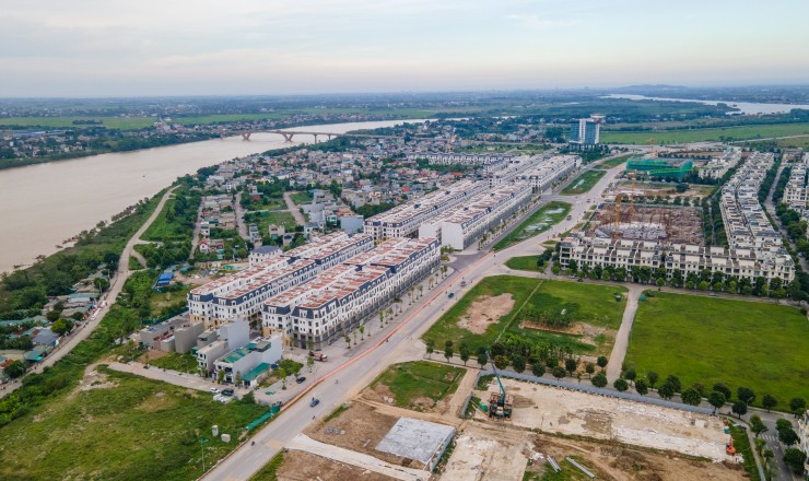 BÁN NHÀ PHỐ 5 TẦNG CENTRAL RIVERSIDE VỊ TRÍ VÀNG, MUA LÀ THẮNG CHỈ VỚI VỐN 1,7 TỶ