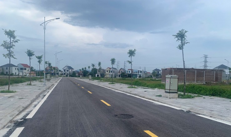 Bán lô đất 92.5m2 giá siêu tốt tại MB 3806 Đông Ninh. LH 0339799574