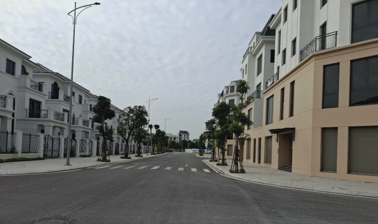 BÁN NHÀ PHỐ 5 TẦNG CENTRAL RIVERSIDE NGAY TRUNG TÂM HÀNH CHÍNH TỈNH THANH HÓA