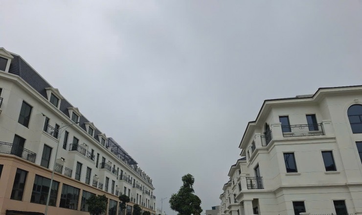 GIÁ CHỈ BẰNG CĂN CHUNG CƯ HÀ NỘI SỞ HỮU NGAY NHÀ PHỐ 5 TẦNG CENTRAL RIVERSIDE