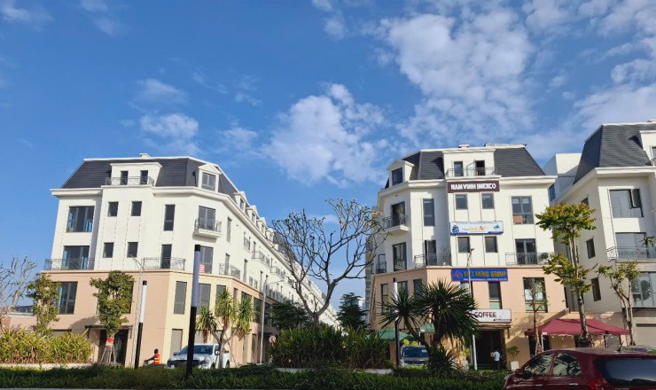 GIÁ CHỈ BẰNG CĂN CHUNG CƯ HÀ NỘI SỞ HỮU NGAY NHÀ PHỐ 5 TẦNG CENTRAL RIVERSIDE