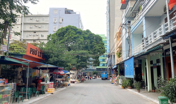 Bán Lô Đất Đẹp Kề Đường Bà Triệu– Cách Biển Sầm Sơn 240m – Gần Sun Group & FLC – Sổ Đỏ Trao Tay