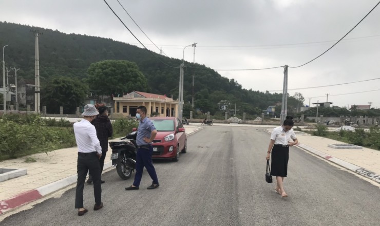 Bán Đất MT quốc lộ 217 Hà Trung Yến Sơn khu công nghiệp Hà Phong