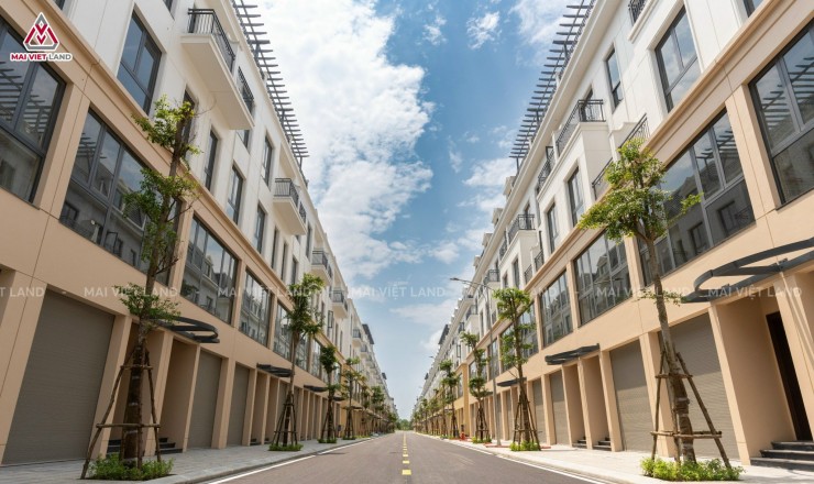 BÁN NHÀ PHỐ 5 TẦNG NGAY TRUNG TÂM HÀNH CHÍNH TỈNH, CHỈ 5,X TỶ, SỔ ĐỎ SẴN