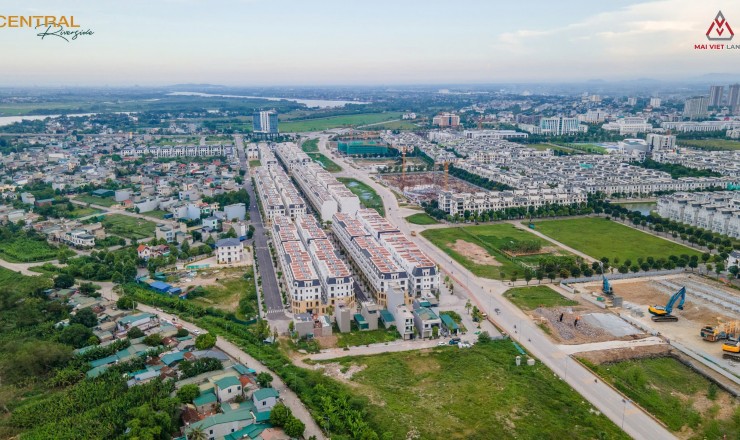 BÁN NHÀ 5 TẦNG ĐỐI DIỆN VINHOMES, SỔ SẴN, CHỈ 5,X TỶ