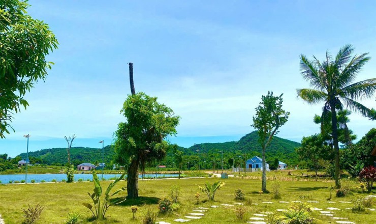 Chính chủ bán lô đất ven Hồ tự nhiên 199tr/lô , trong khu nhà nghỉ dưỡng