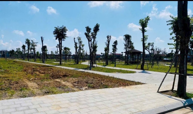 BÁN ĐẤT NỀN TRUNG TÂM KHU KINH TẾ NGHI SƠN, VỊ TRÍ VÀNG NGAY QL1A CHỈ 800 TRIỆU