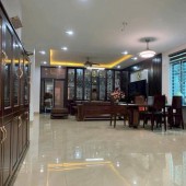 Bán nhà mặt phố Quang Trung, Phường Hạc Thành Mặt tiền 6,2m