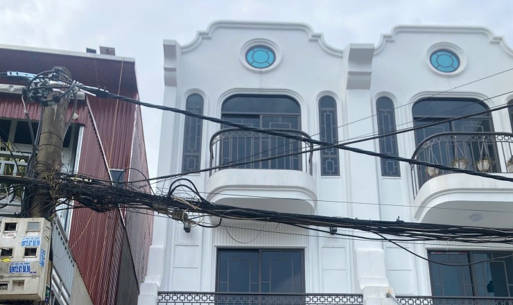 Bán Nhà Mới Tinh 3 Tầng - 64,4m2 - oto Vào Tận Nhà Sân Trước Đậu oto Thỏa Mái